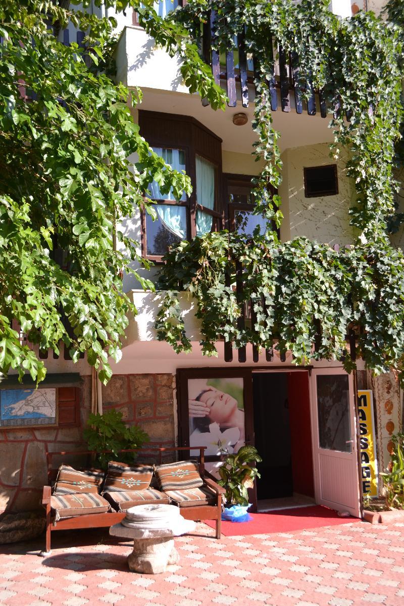 Neptun Hotel Sidé Extérieur photo